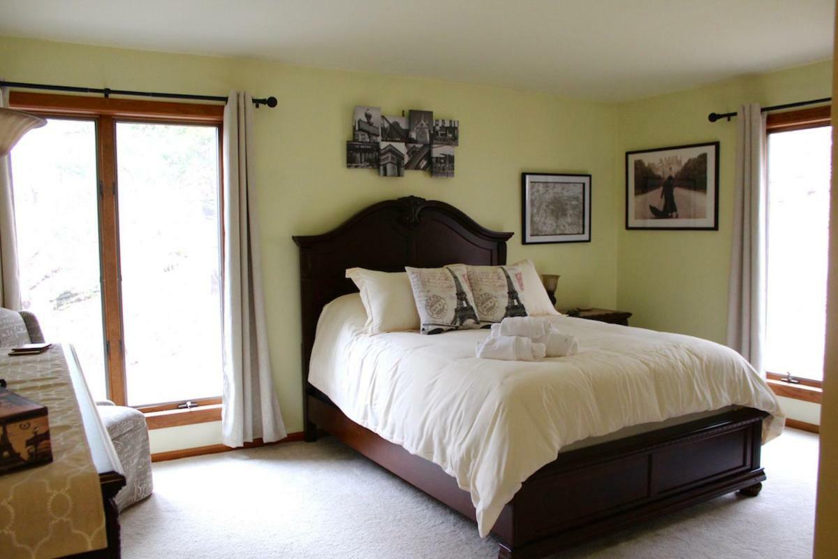 Black Creek Bed & Breakfast